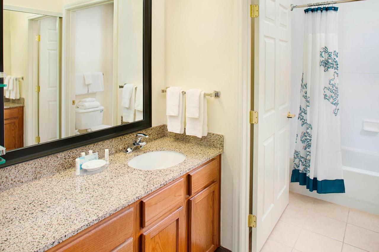 Residence Inn Dallas Park Central Kültér fotó