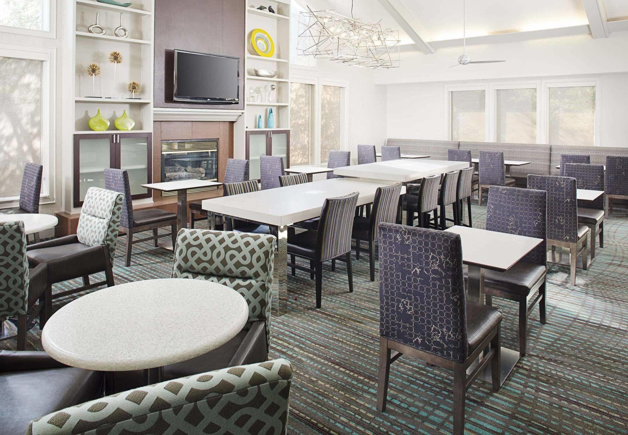Residence Inn Dallas Park Central Kültér fotó