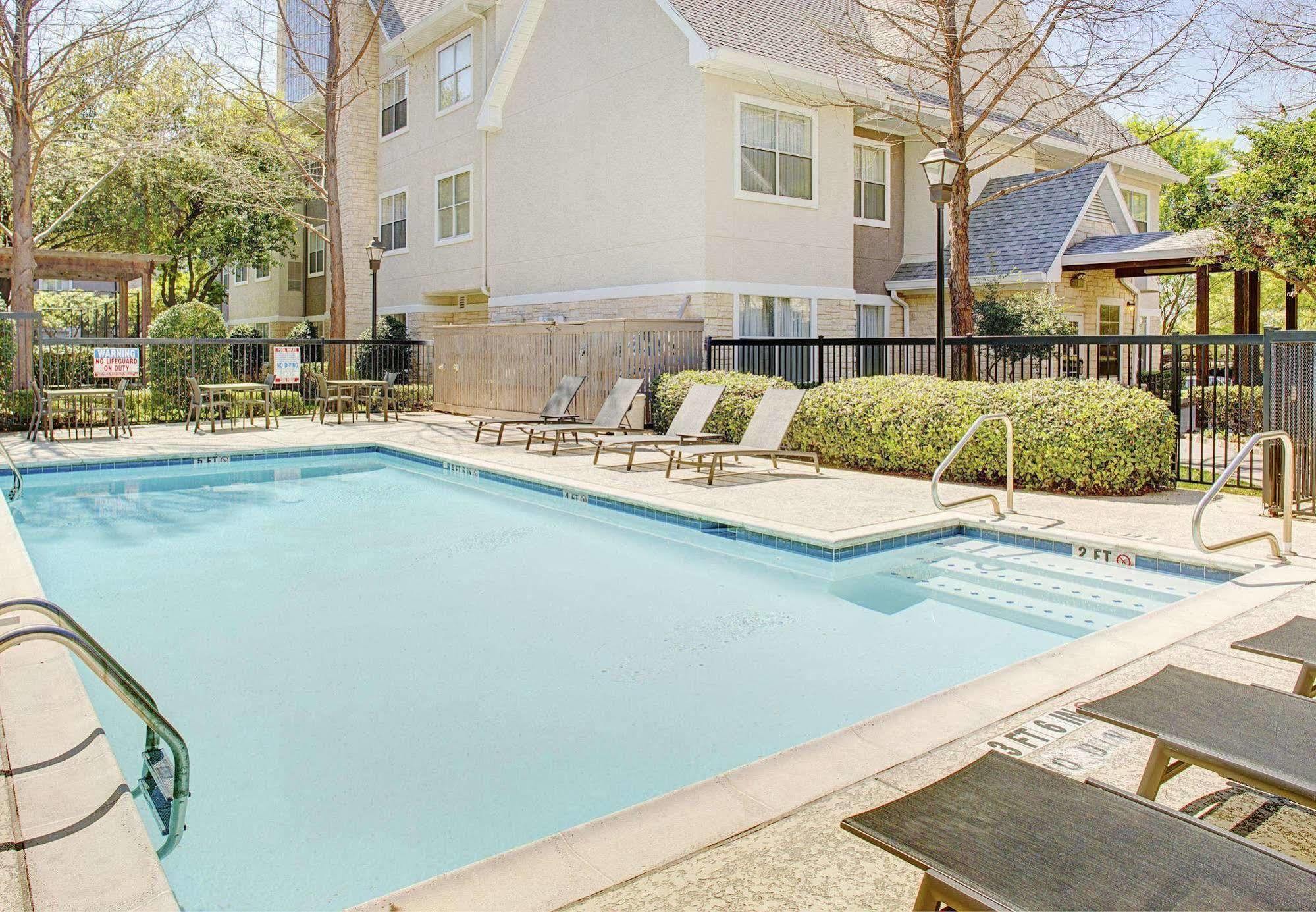 Residence Inn Dallas Park Central Kültér fotó